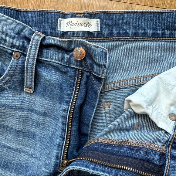 Madewell high waisted denim shorts 27 - Picture 3 of 5